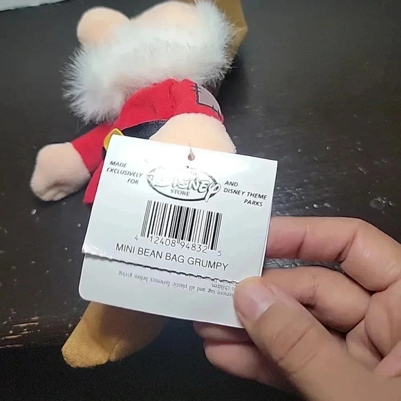 Disney  Grumpy Snow White and the Seven Dwarfs Mini Bean Bag Collectable - Picture 5 of 6